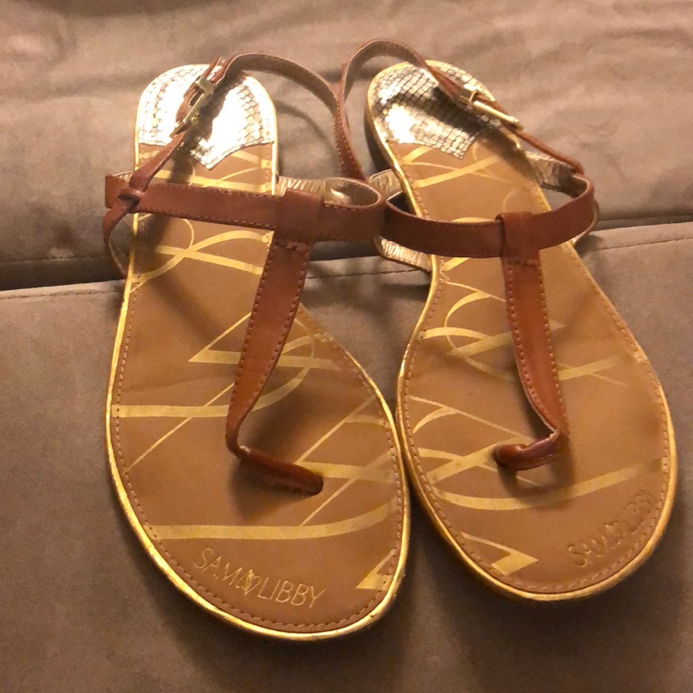 Sam & Libby Size 9.5 t strap cognac brown sandals